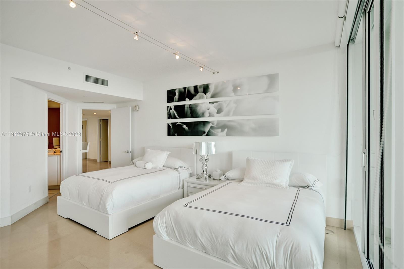 TOWERS OF PORTO VITA-NORT - Residential