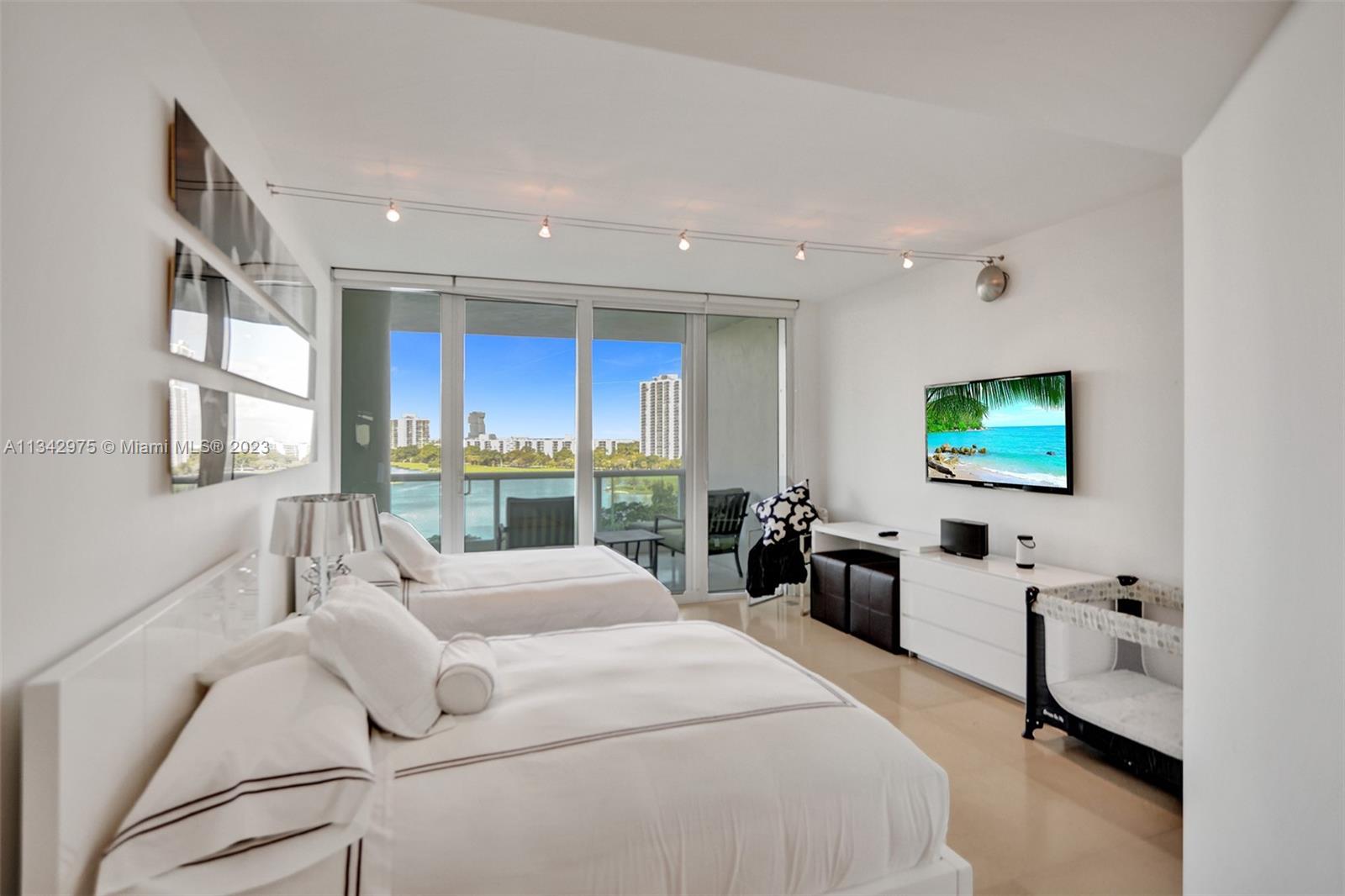 TOWERS OF PORTO VITA-NORT - Residential