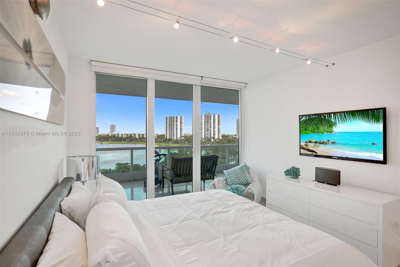 TOWERS OF PORTO VITA-NORT - Residential