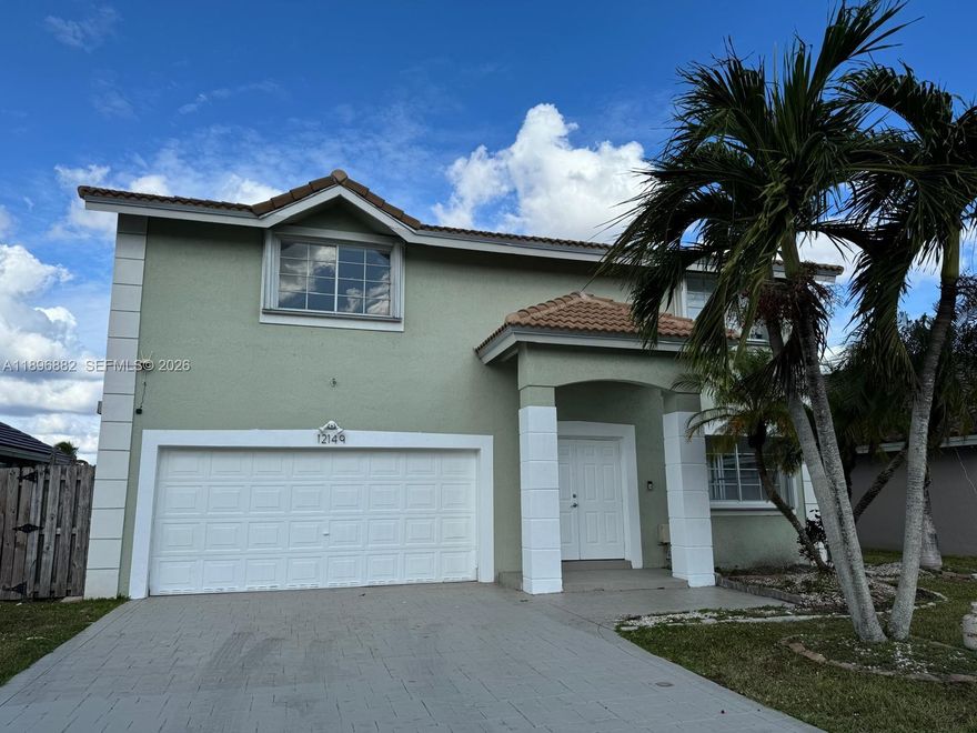 The biggest model in the community almost 3000 SF! Charming 5-bed, 2.5-bath home located at in desirable Sunrise, FL. This spacious waterfront residence offers a welcoming layout with ample natural light, perfect for comfortable living. Enjoy the convenience of a prime location, close to parks, shopping, and schools. A great opportunity to make this home your own!
