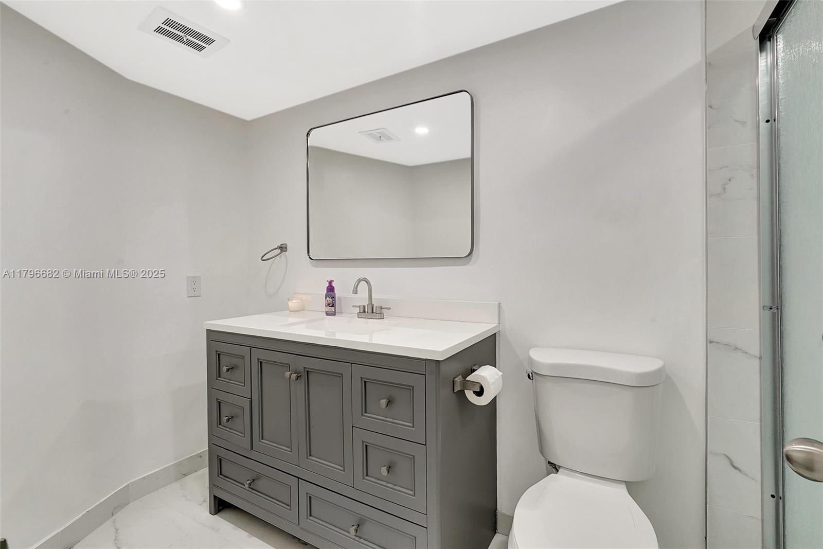 ROLLING GREEN CONDO F - Residential