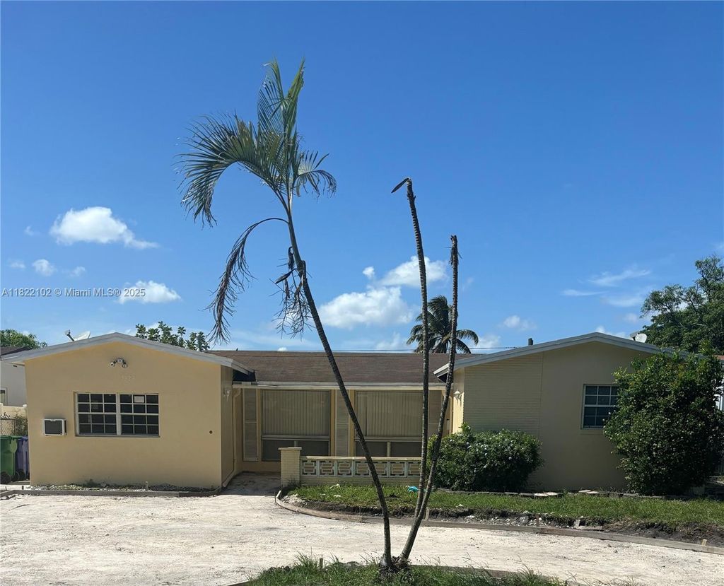 Photo of 7829 Embassy Blvd #0, Miramar, FL 33023 (MLS # A11822102)