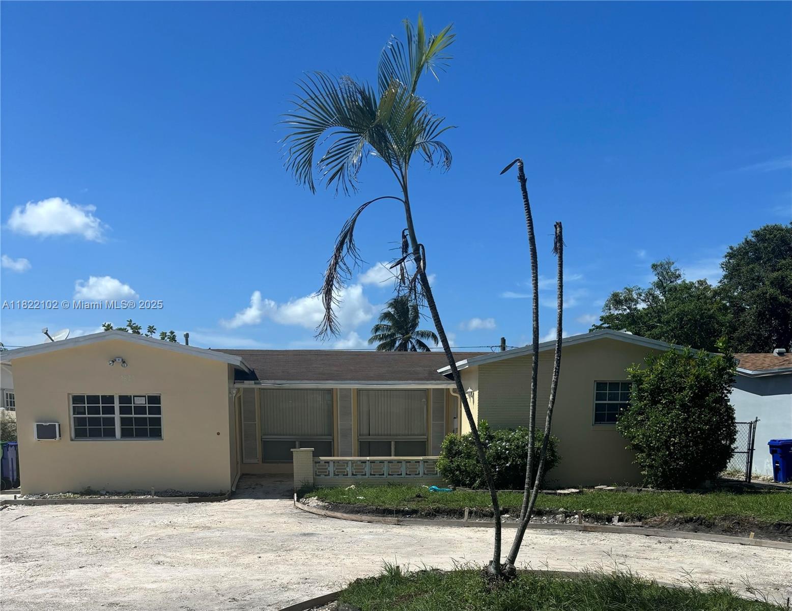 Rental Property at 7829 Embassy Blvd, Miramar, Broward County, Florida - Bathrooms: 1  - $1,100 MO.
