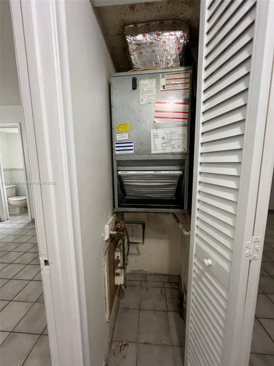 VILLAS DE MARBELLA CONDO - Residential Lease