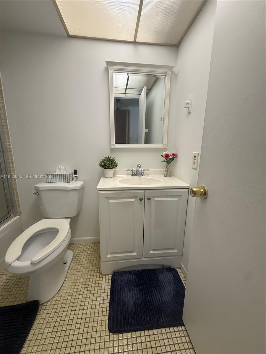 SUNRISE LAKES 42 CONDO - Residential