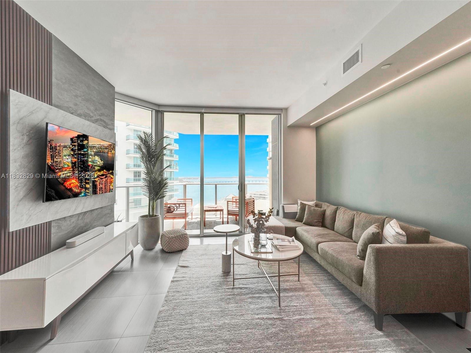 Fully furnished 2 bed, 2 bath corner unit with stunning Biscayne Bay views from every room. Features high ceilings, open layout, Italian cabinets and stainless steel appliances. Five-star amenities include two pools, Jacuzzi, gym, sauna, steam room, BBQ, coffee lounge and kids room. Just steps away from Mary Brickell Village and Brickell City Centre, with top restaurants like Osaka, LPM, and Zeru right downstairs. Also available for short-term rental with a 6-month minimum at $6,500/month.