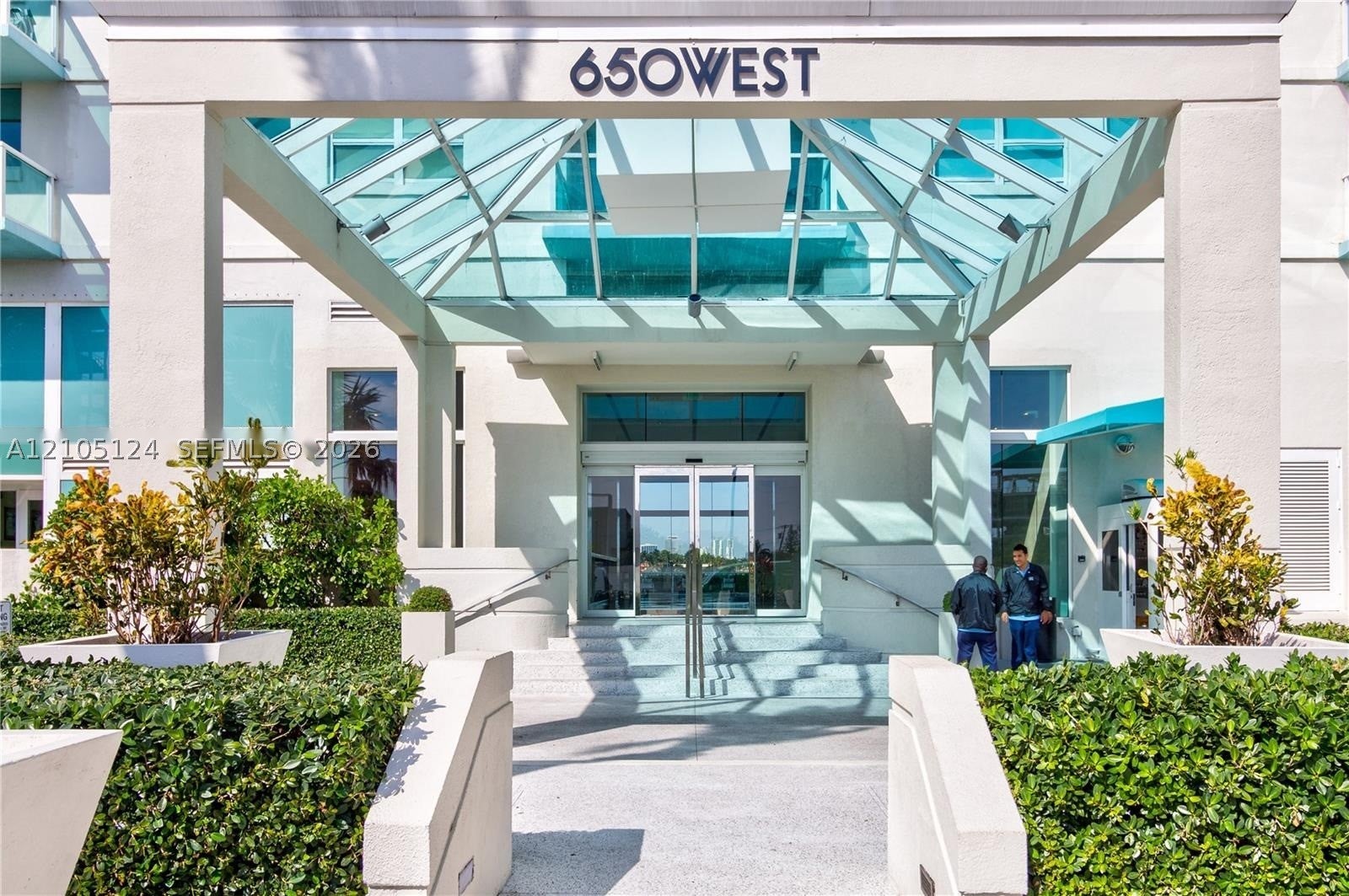 650 West Ave 305