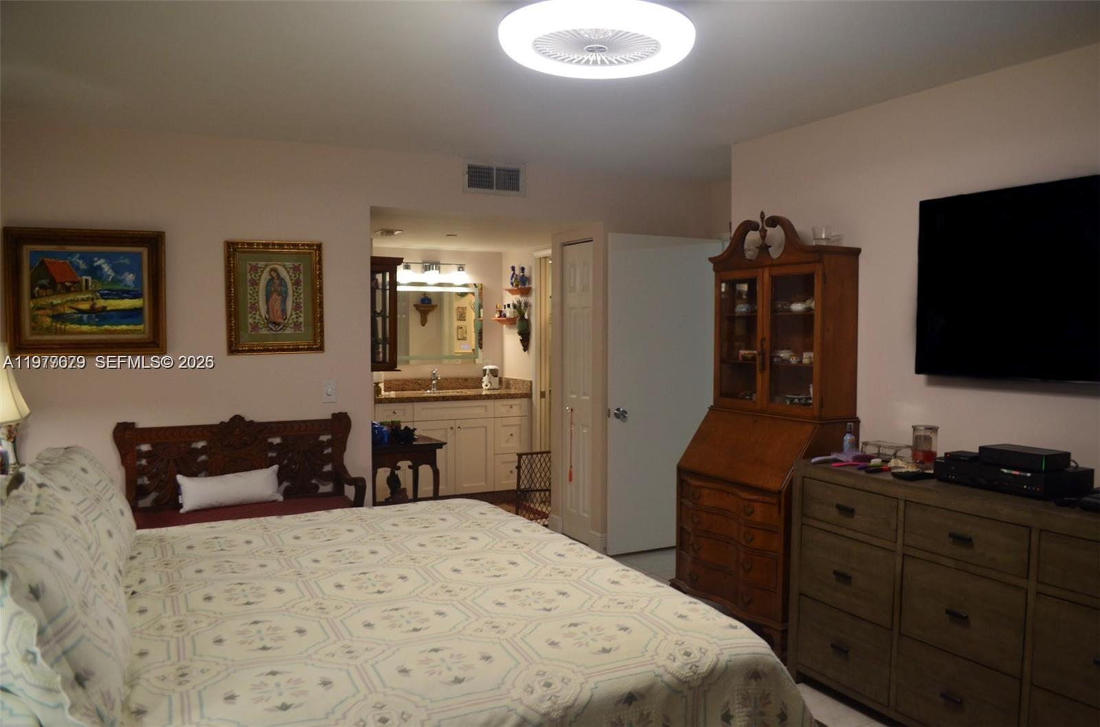 SUFFOLK AT CENTURY VILLAG - Residential