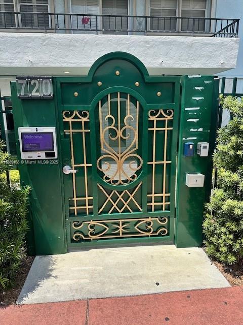 720 Collins Ave 310