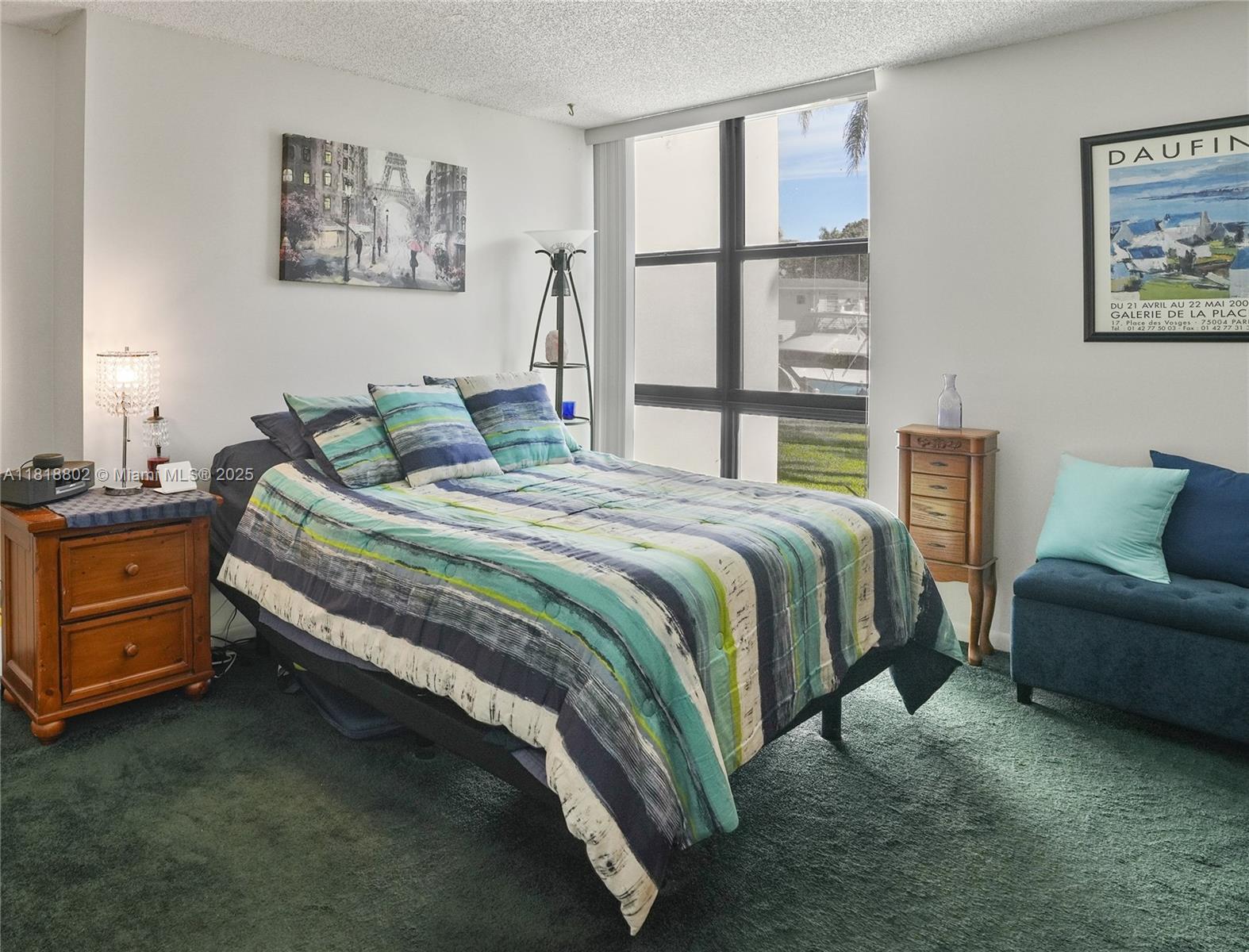 RIVER REACH CONDOMINIUM V - Residential