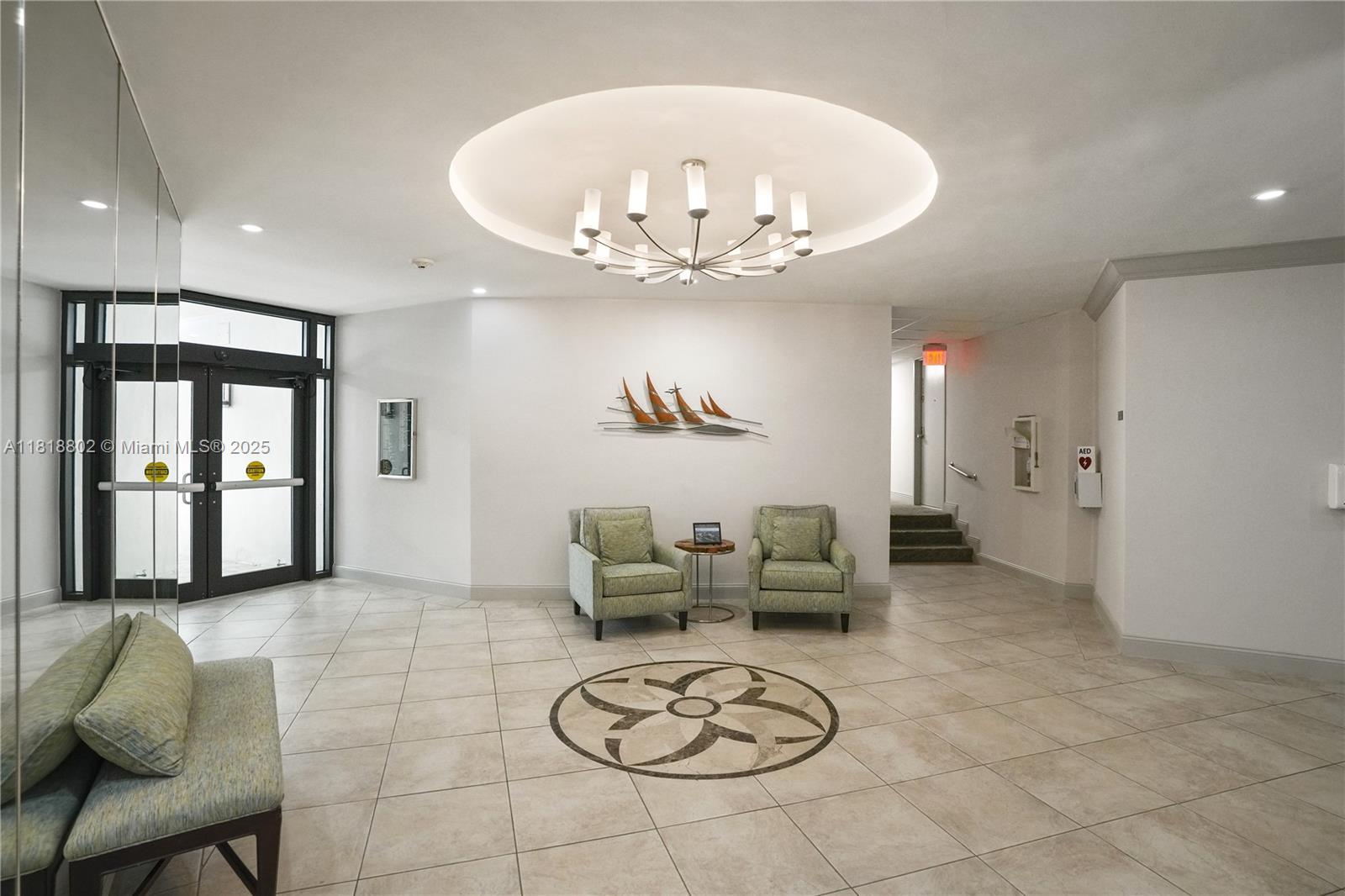 RIVER REACH CONDOMINIUM V - Residential