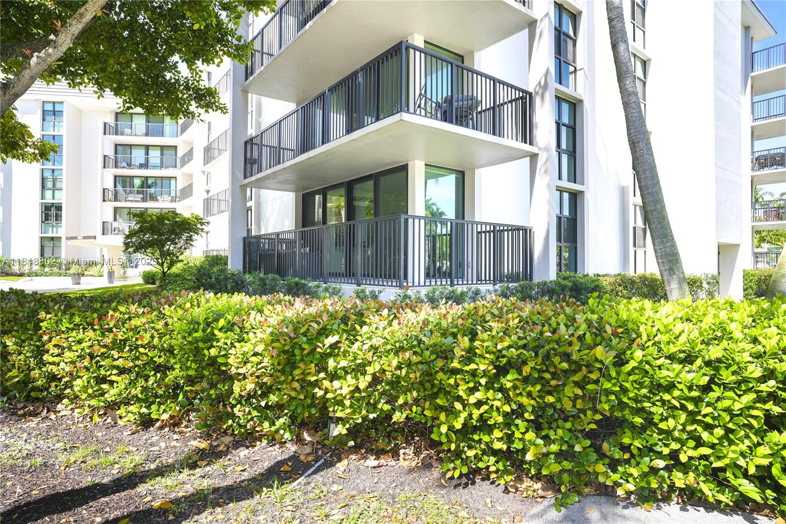 RIVER REACH CONDOMINIUM V - Residential