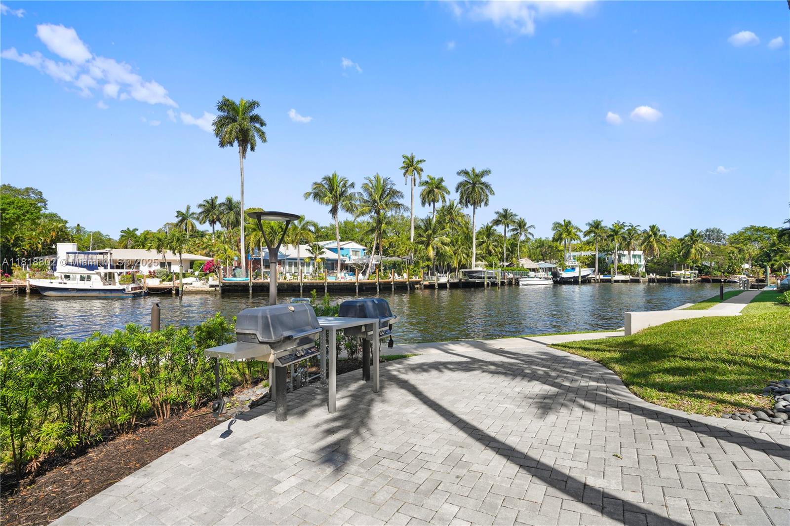 RIVER REACH CONDOMINIUM V - Residential