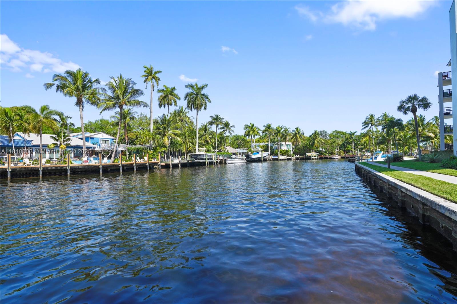 RIVER REACH CONDOMINIUM V - Residential
