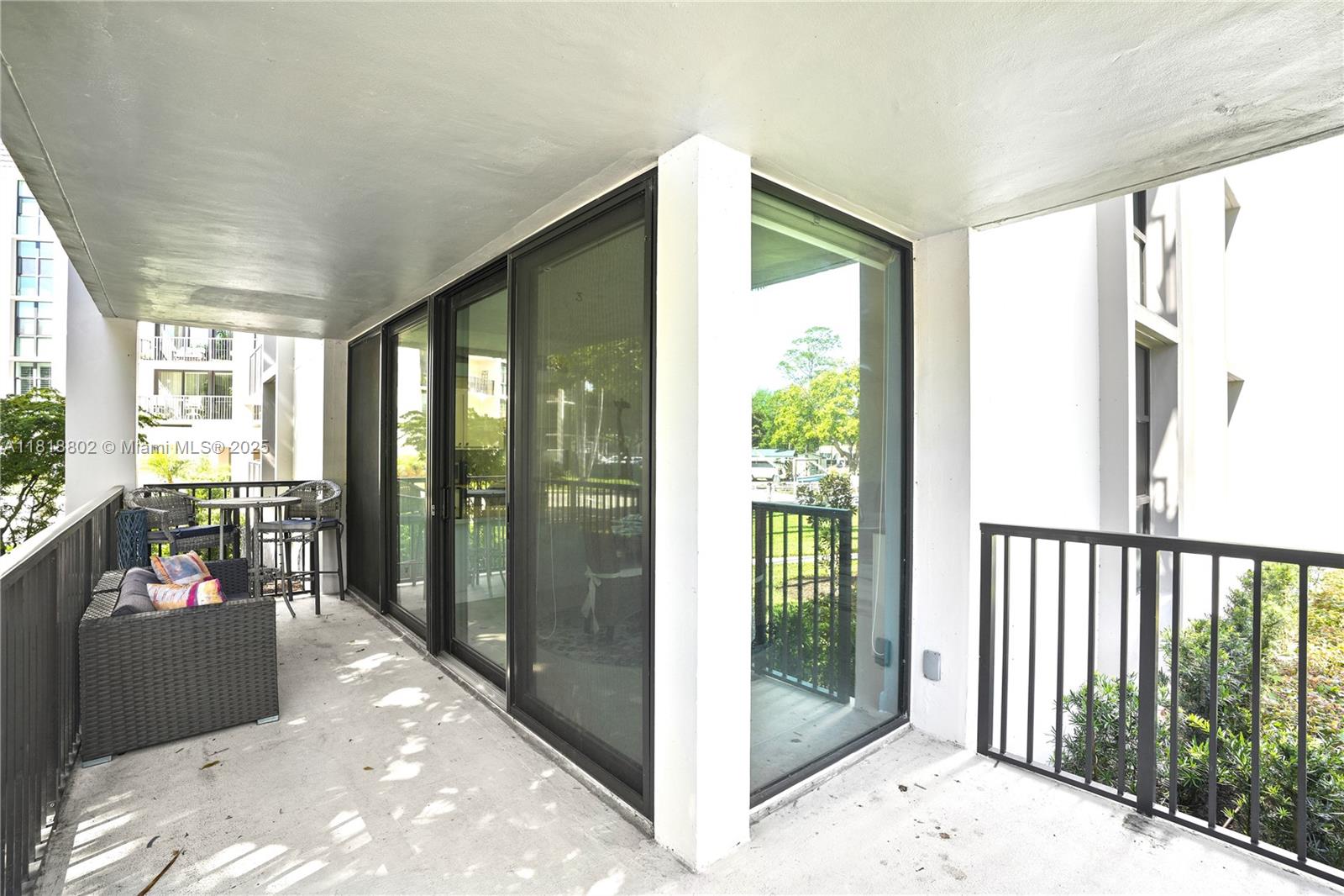 RIVER REACH CONDOMINIUM V - Residential