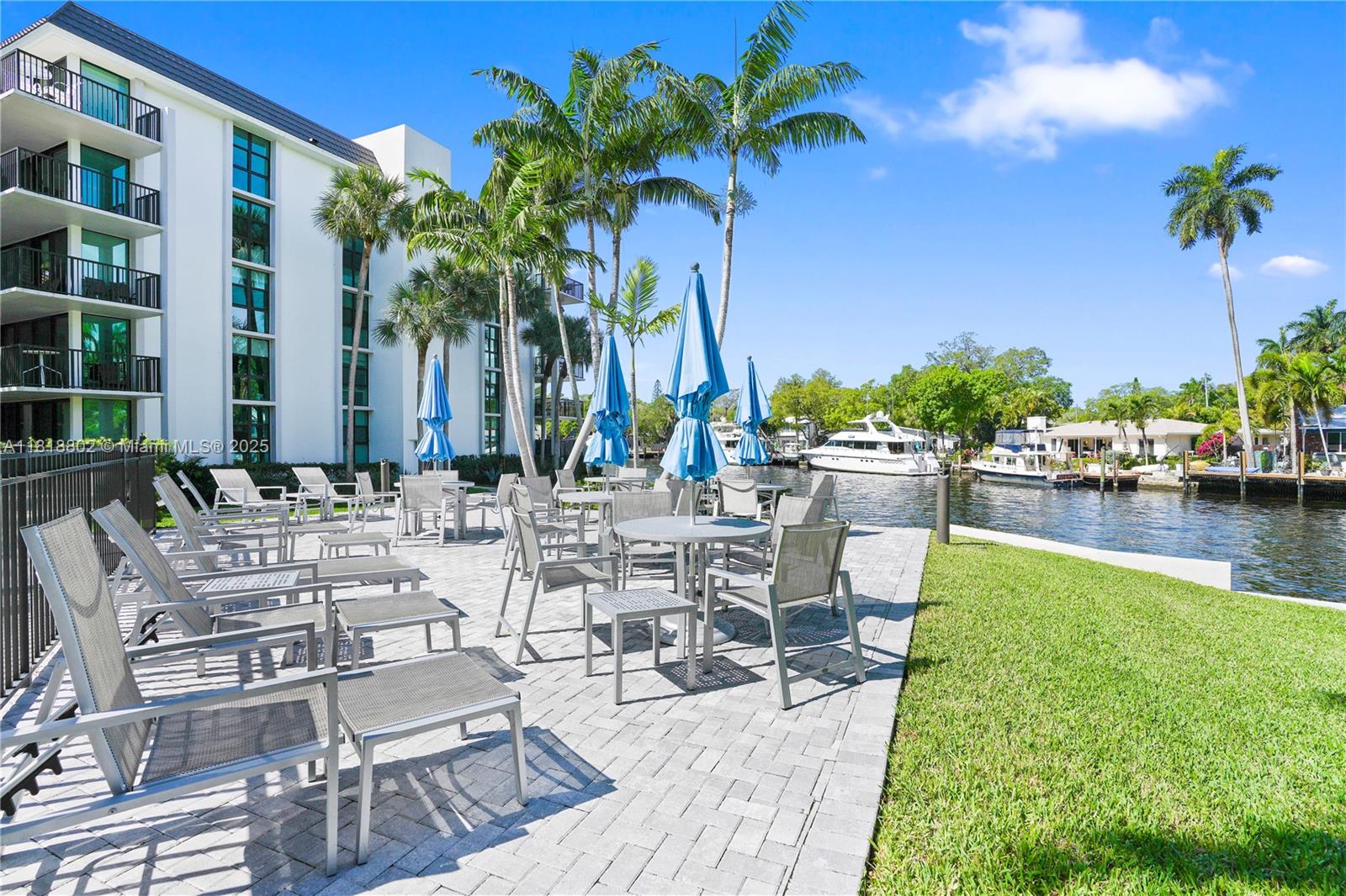RIVER REACH CONDOMINIUM V - Residential