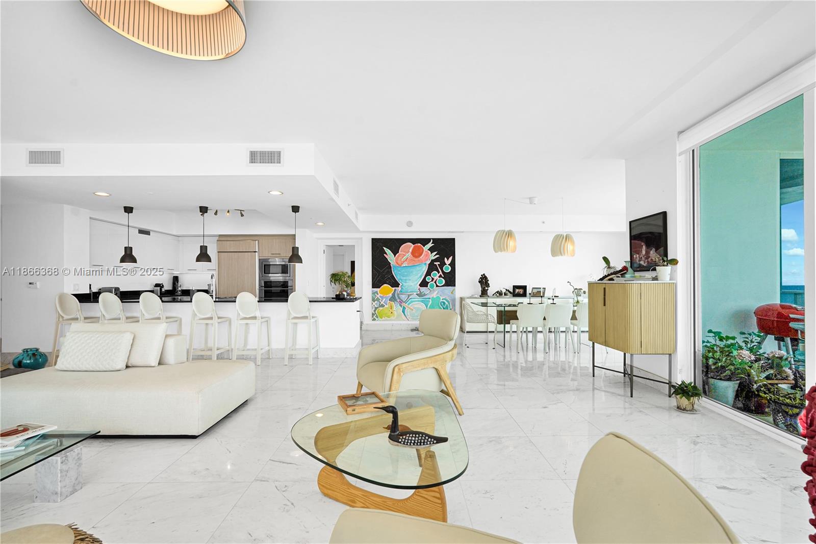 APOGEE BEACH CONDOMINIUM - Residential Lease