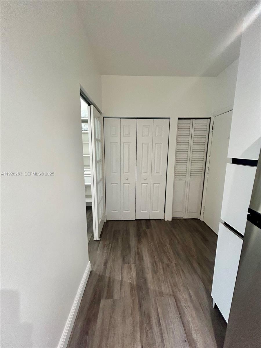 DORANN CONDO - Residential