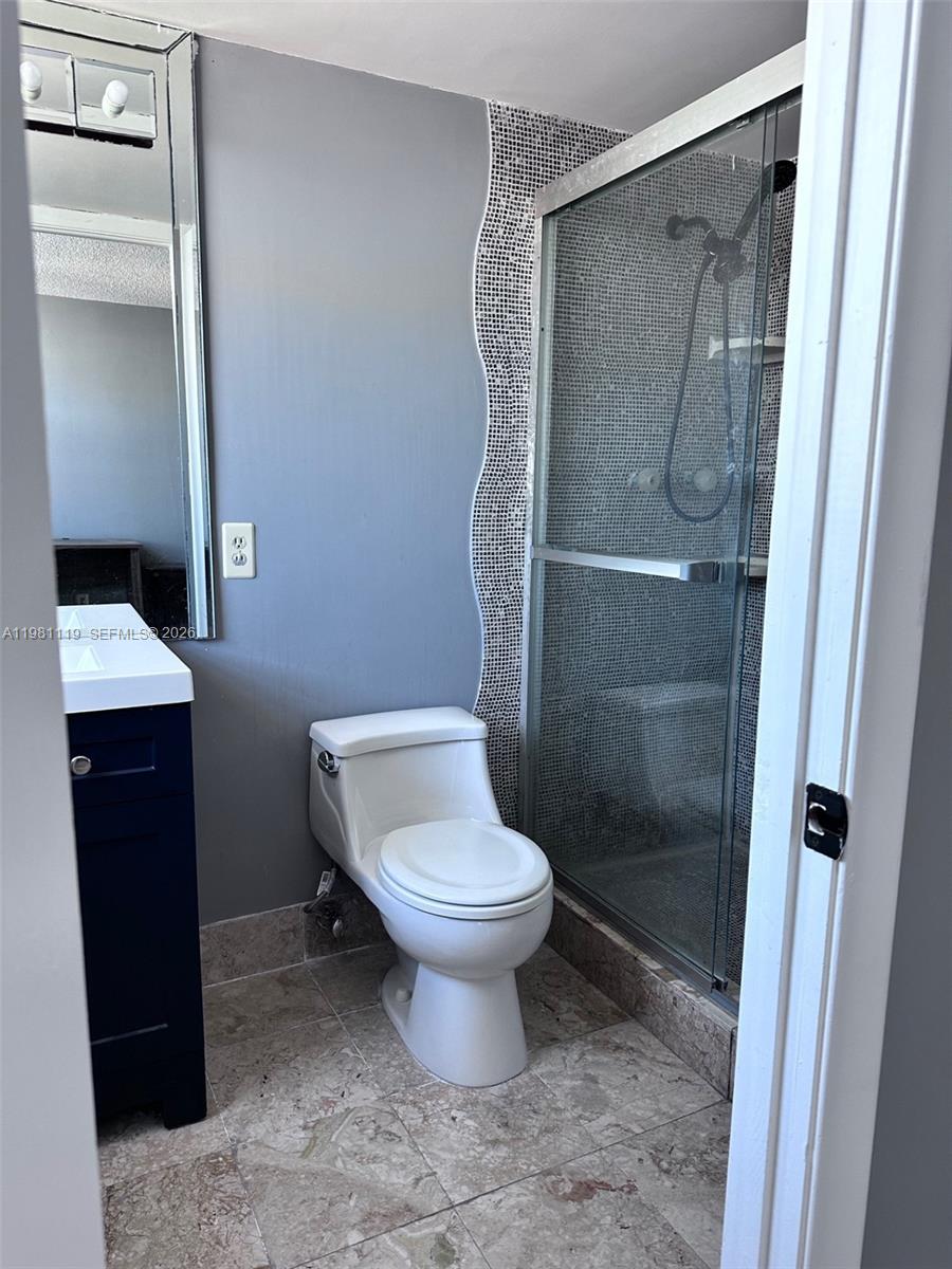 GOLDEN SURF TOWERS CONDO - Residential Lease