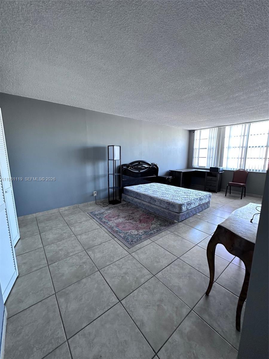 GOLDEN SURF TOWERS CONDO - Residential Lease