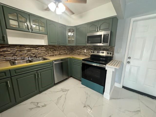 IRONS MANOR HIGH PINE ADD - Residential Lease