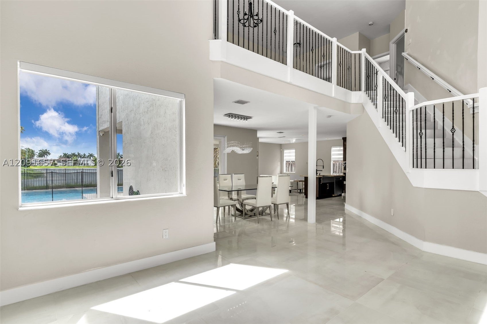 6700 SW 164th Ave, Miami, FL, 33193/$1,025,000 3 6700 SW 164th Ave
