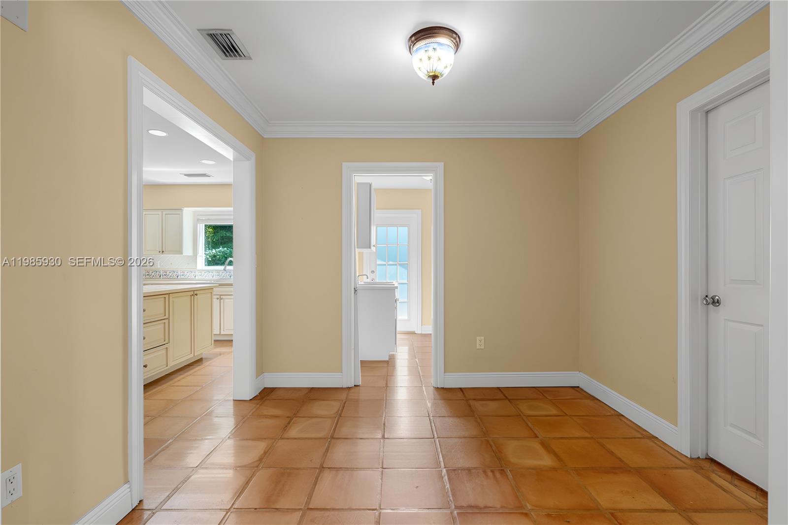 CUTLER BAY ESTATES - Residential