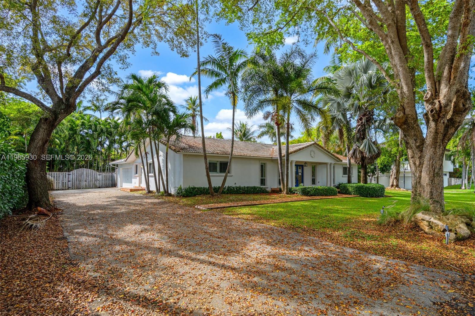 CUTLER BAY ESTATES - Residential