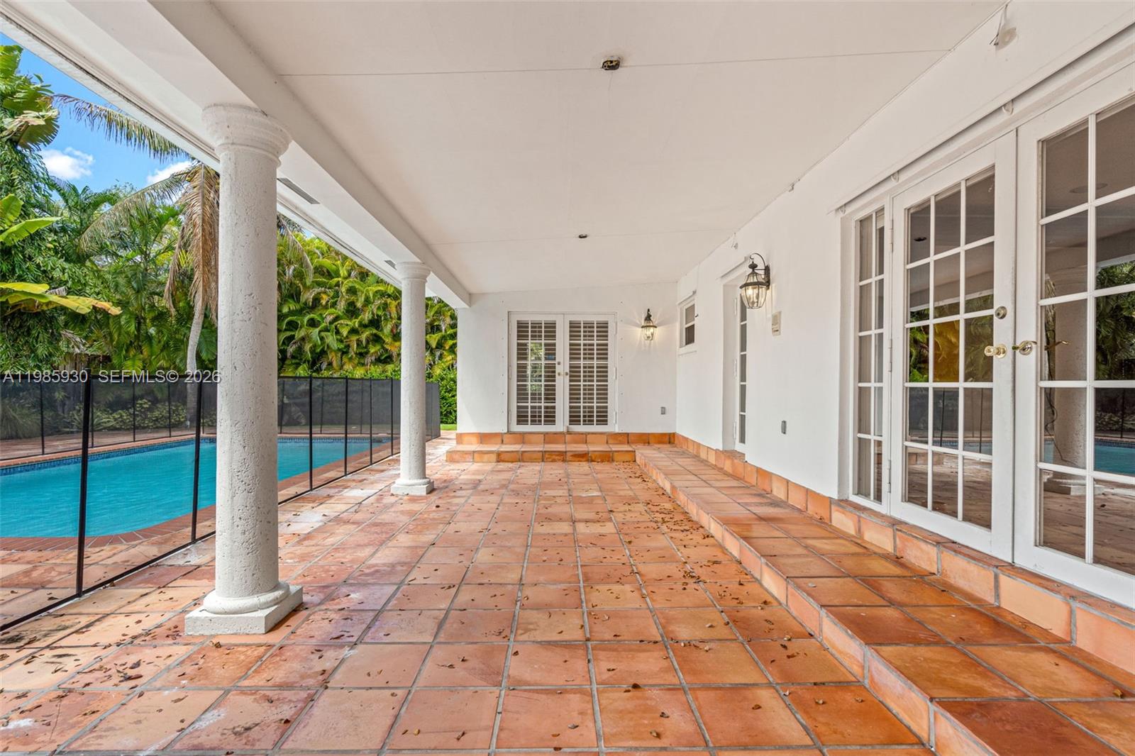 CUTLER BAY ESTATES - Residential