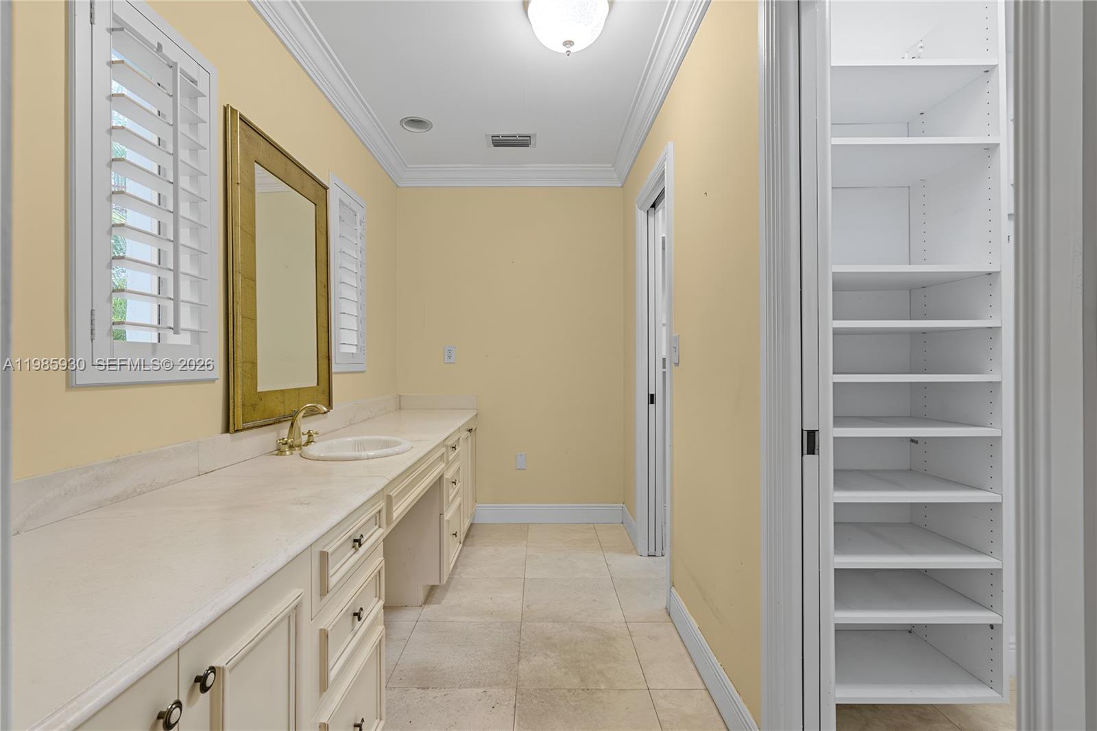 CUTLER BAY ESTATES - Residential