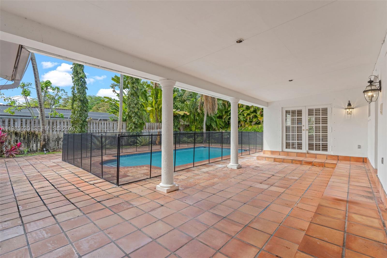 CUTLER BAY ESTATES - Residential