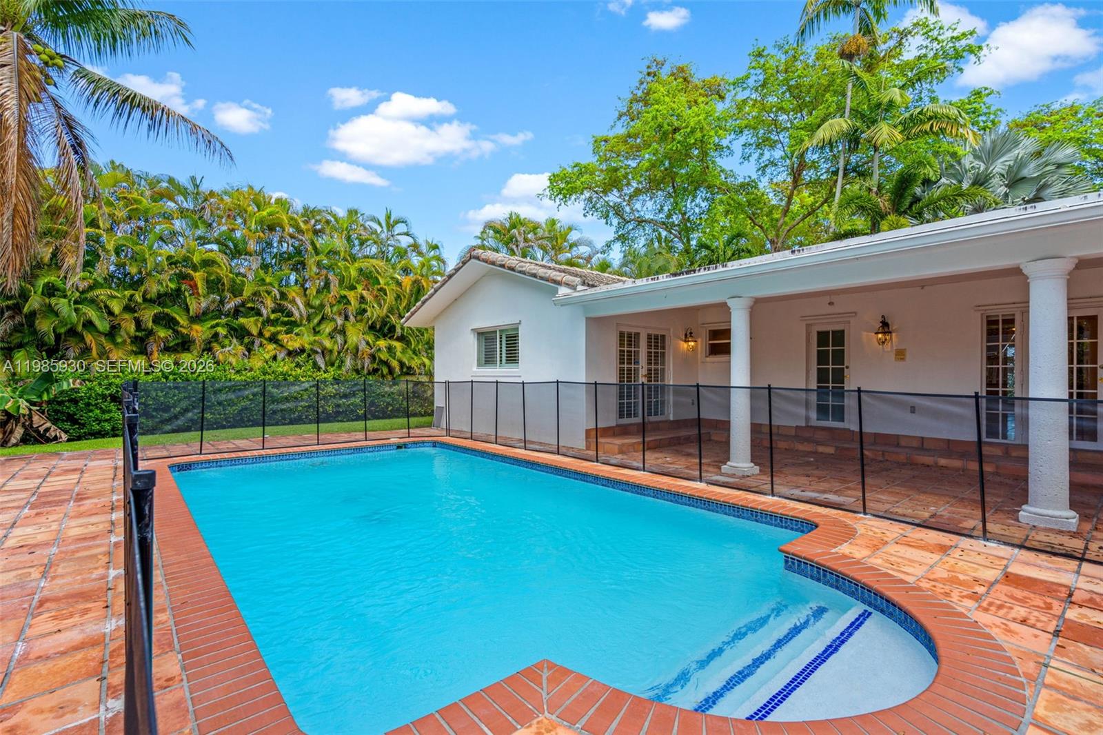 CUTLER BAY ESTATES - Residential