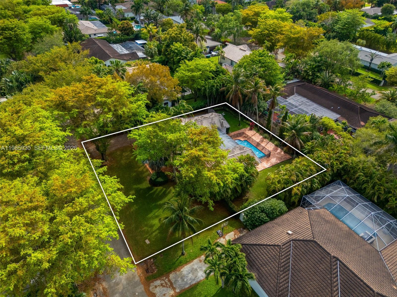 CUTLER BAY ESTATES - Residential