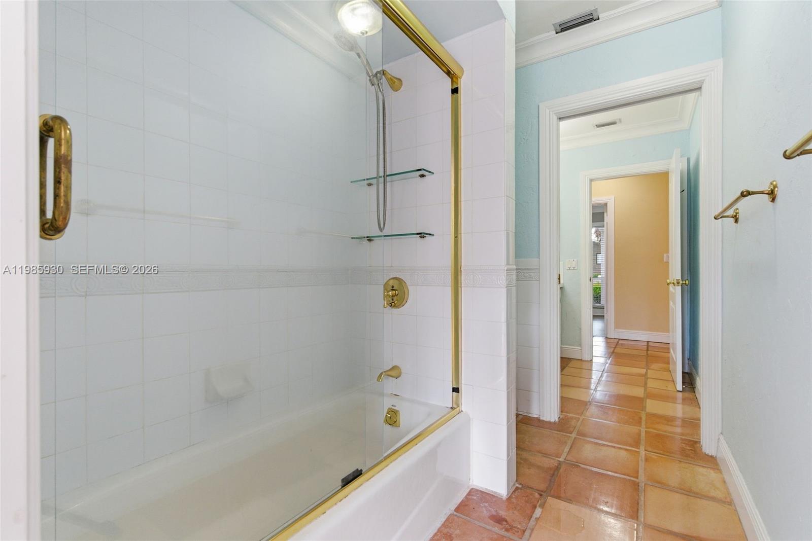 CUTLER BAY ESTATES - Residential