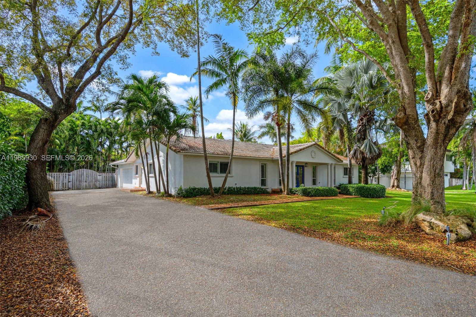 CUTLER BAY ESTATES - Residential