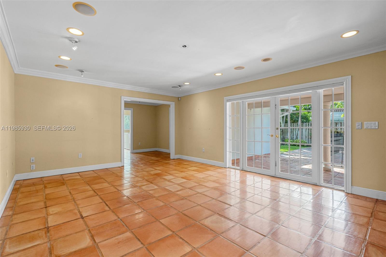 CUTLER BAY ESTATES - Residential