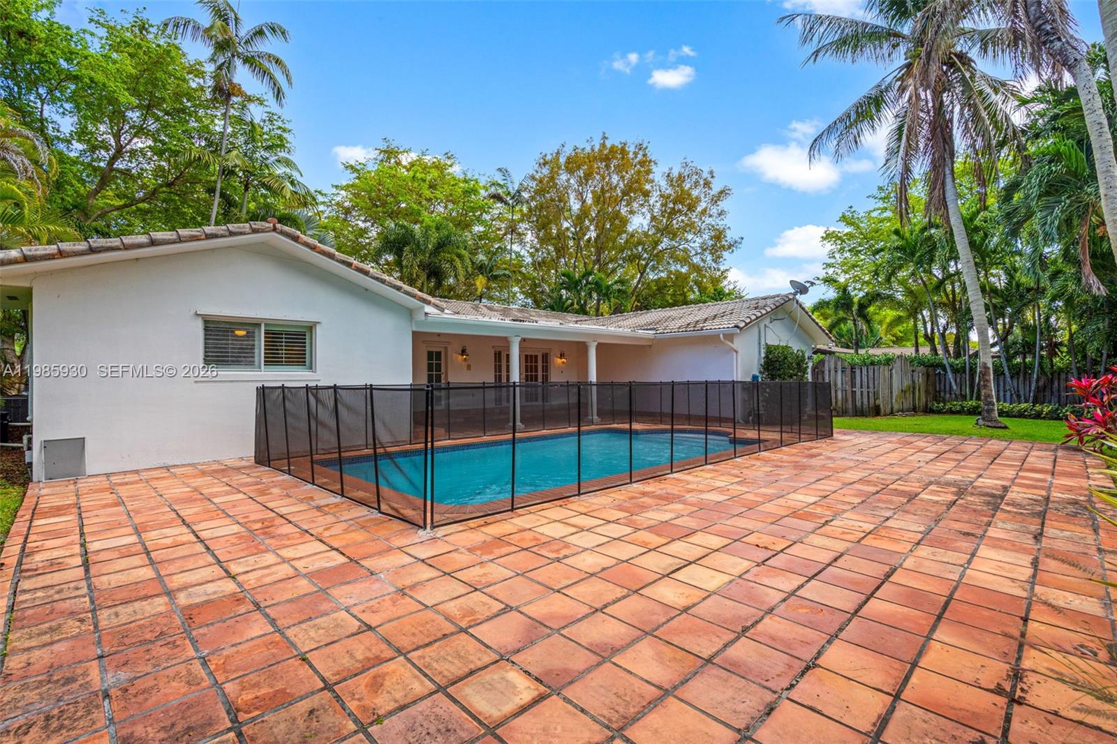 CUTLER BAY ESTATES - Residential