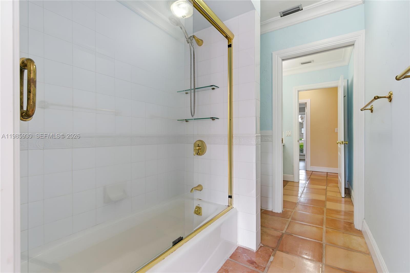 CUTLER BAY ESTATES - Residential