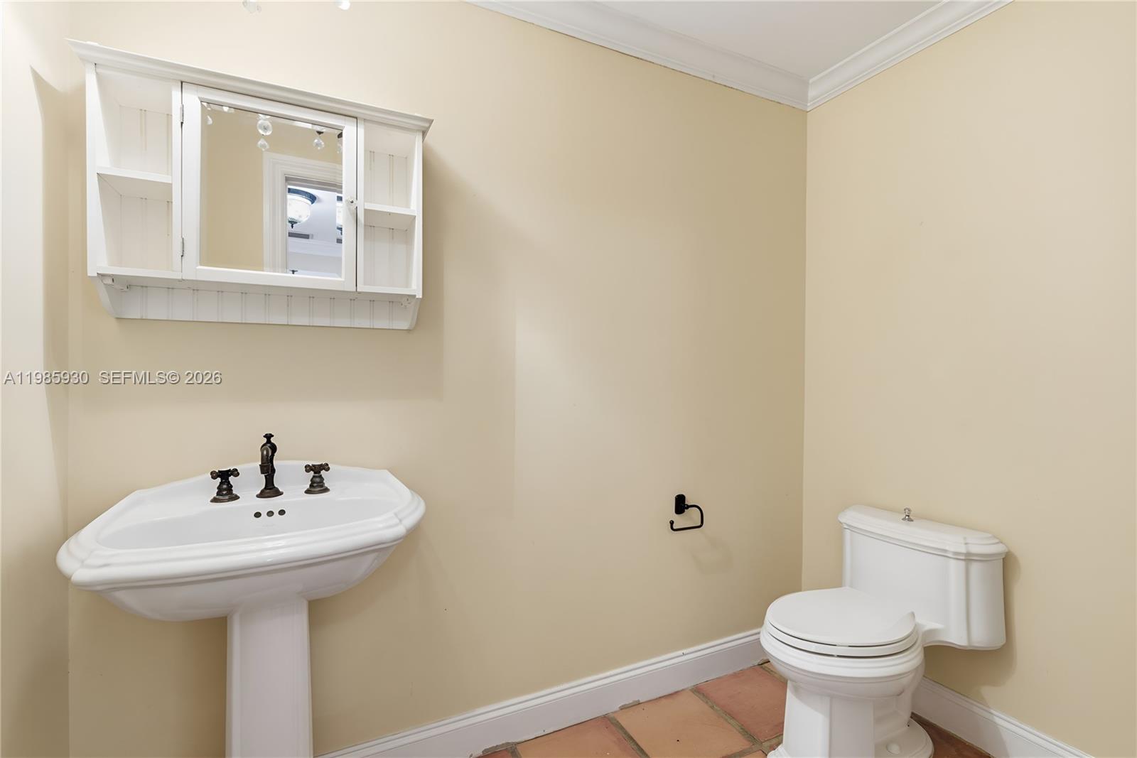 CUTLER BAY ESTATES - Residential