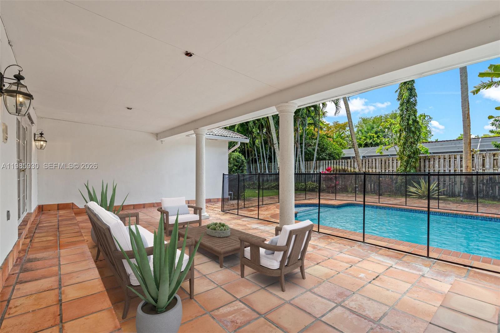 CUTLER BAY ESTATES - Residential