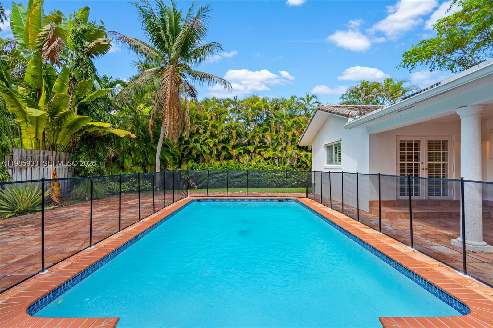 CUTLER BAY ESTATES - Residential