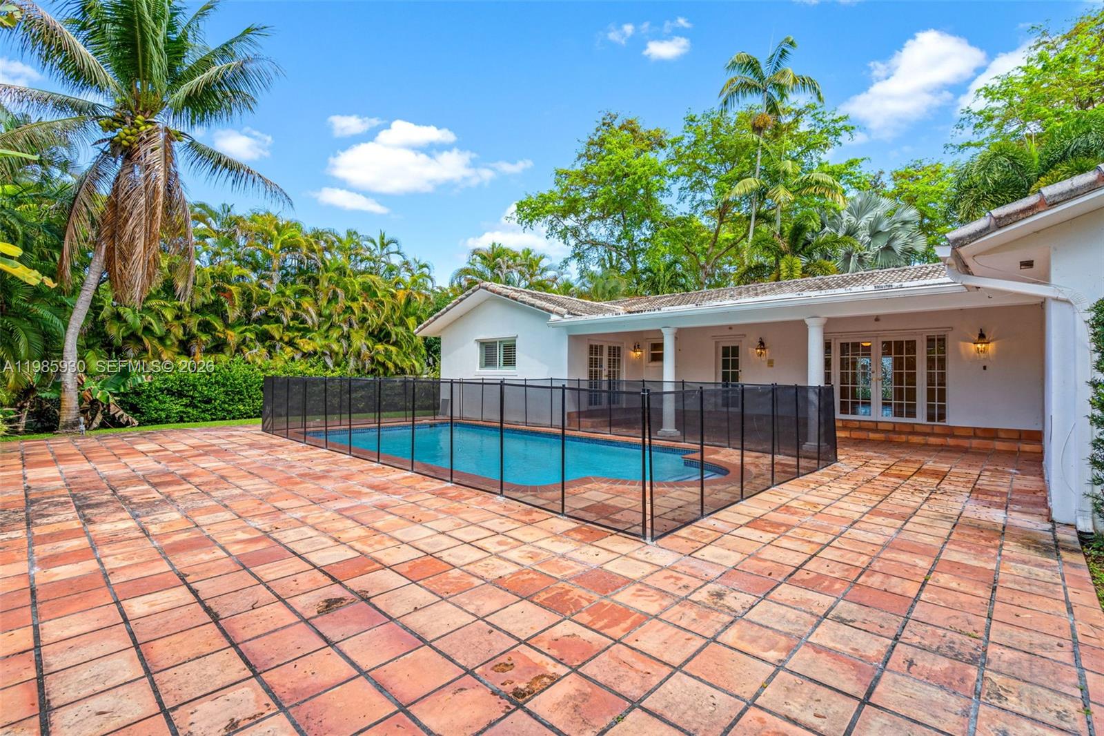 CUTLER BAY ESTATES - Residential