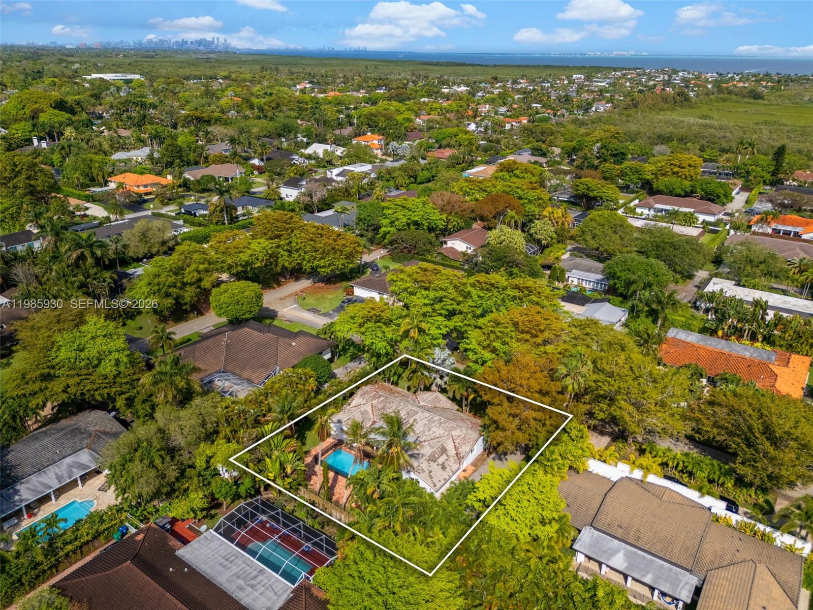 CUTLER BAY ESTATES - Residential