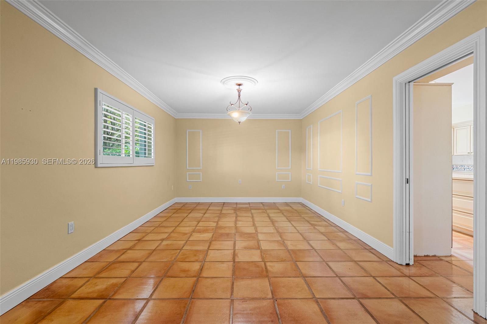 CUTLER BAY ESTATES - Residential