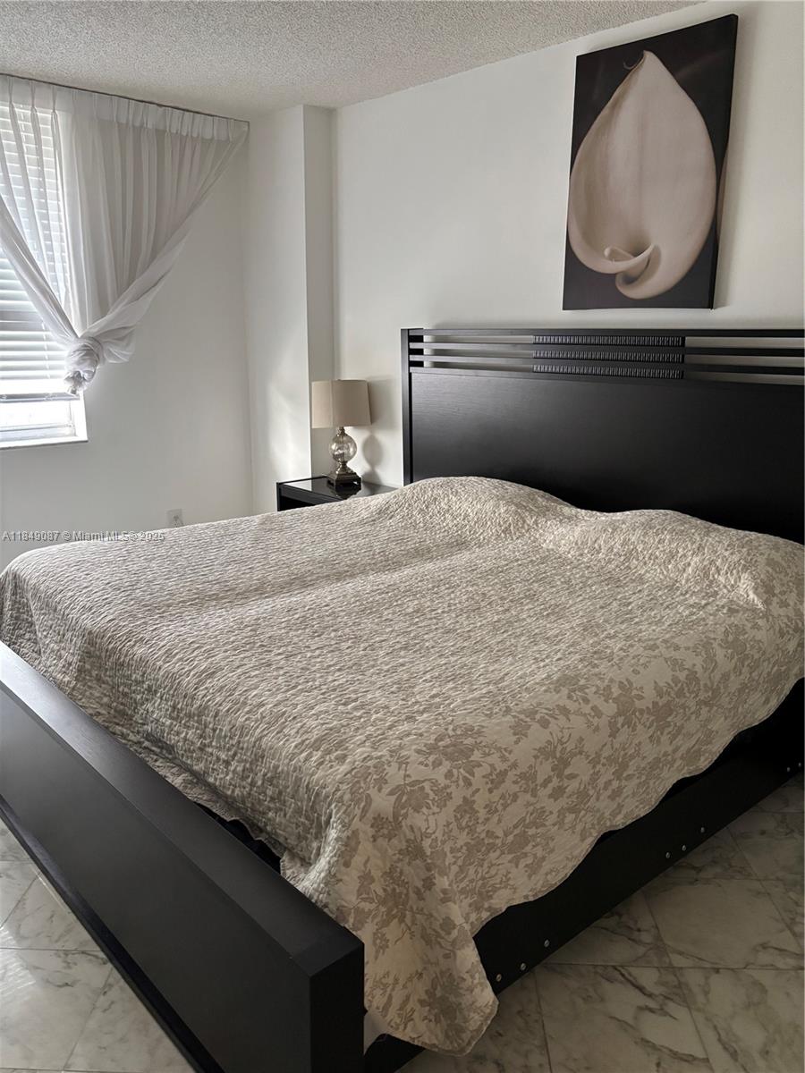 PRINCE GEORGE ARMS CONDO - Residential Lease