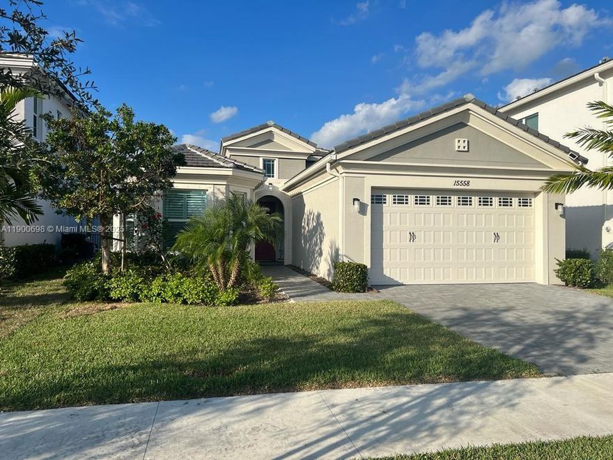 A stunning single-family home in Westgate offers the perfect blend of modern comfort and tropical charm. Nestled in a vibrant gated community, excellent conditions, with 3 bedrooms, 2 bathrooms, 2 cars garage, laundry area, 1 story home, a spacious yard, a spacious open floor plan, contemporary kitchen with great countertops, high-end stainless-steel appliances, and elegant floors throughout, this property is move-in ready, patio perfect for entertaining, this home is just minutes from shops, restaurants, and more, many community amenities.