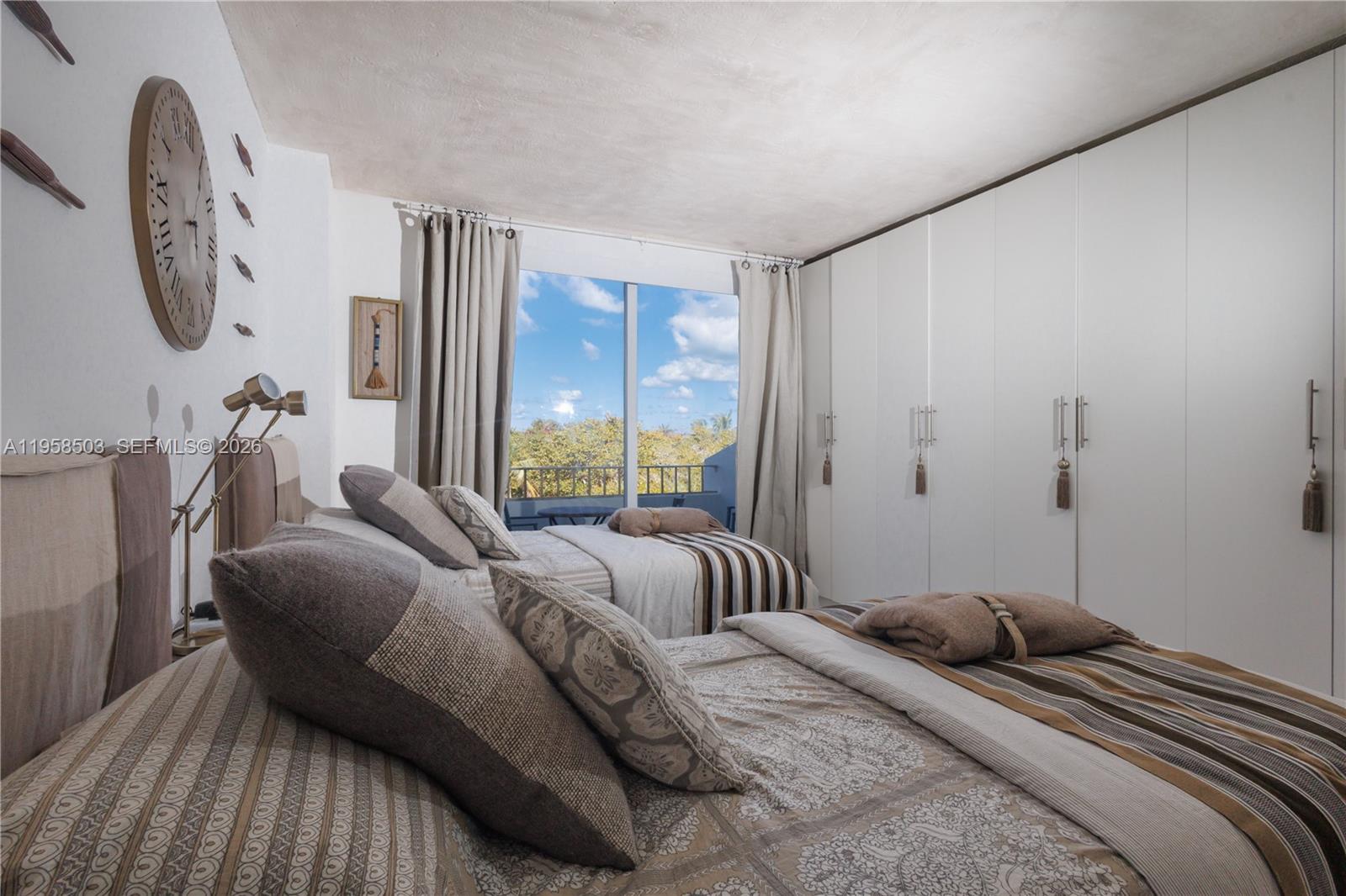 KEY BISCAYNES COMMODORE C - Residential