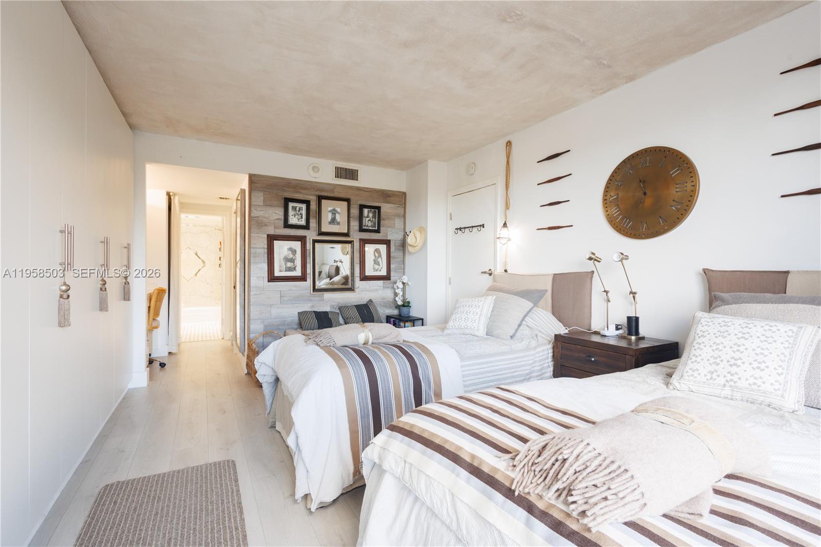 KEY BISCAYNES COMMODORE C - Residential