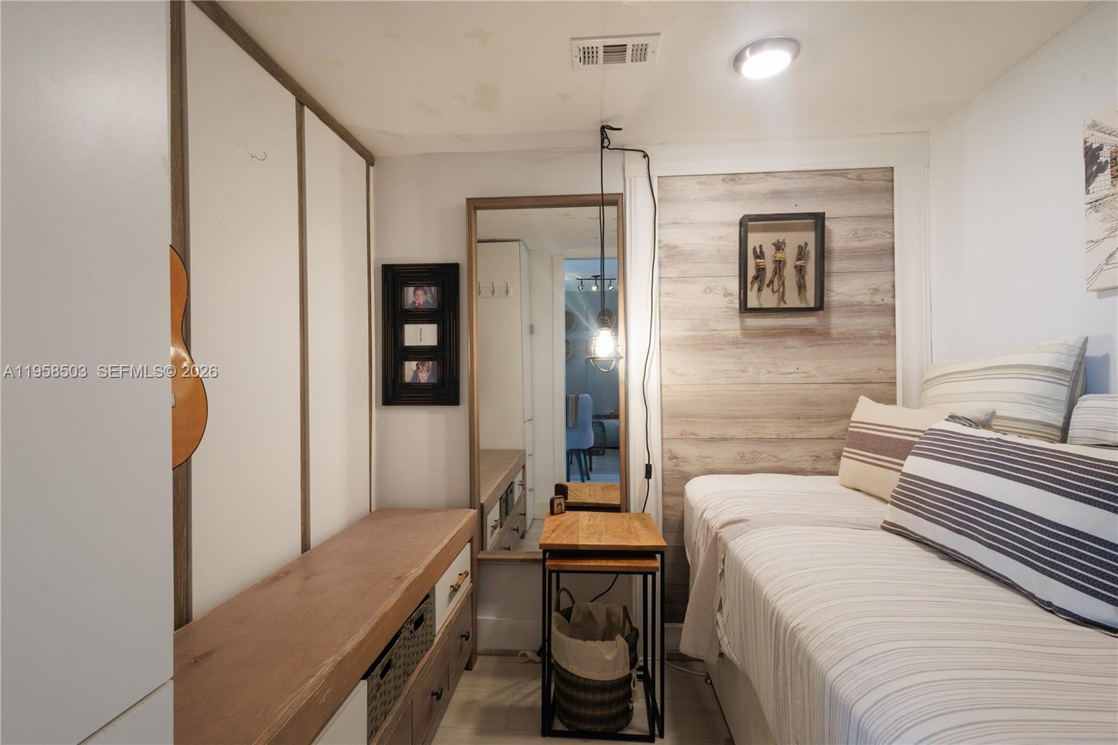 KEY BISCAYNES COMMODORE C - Residential