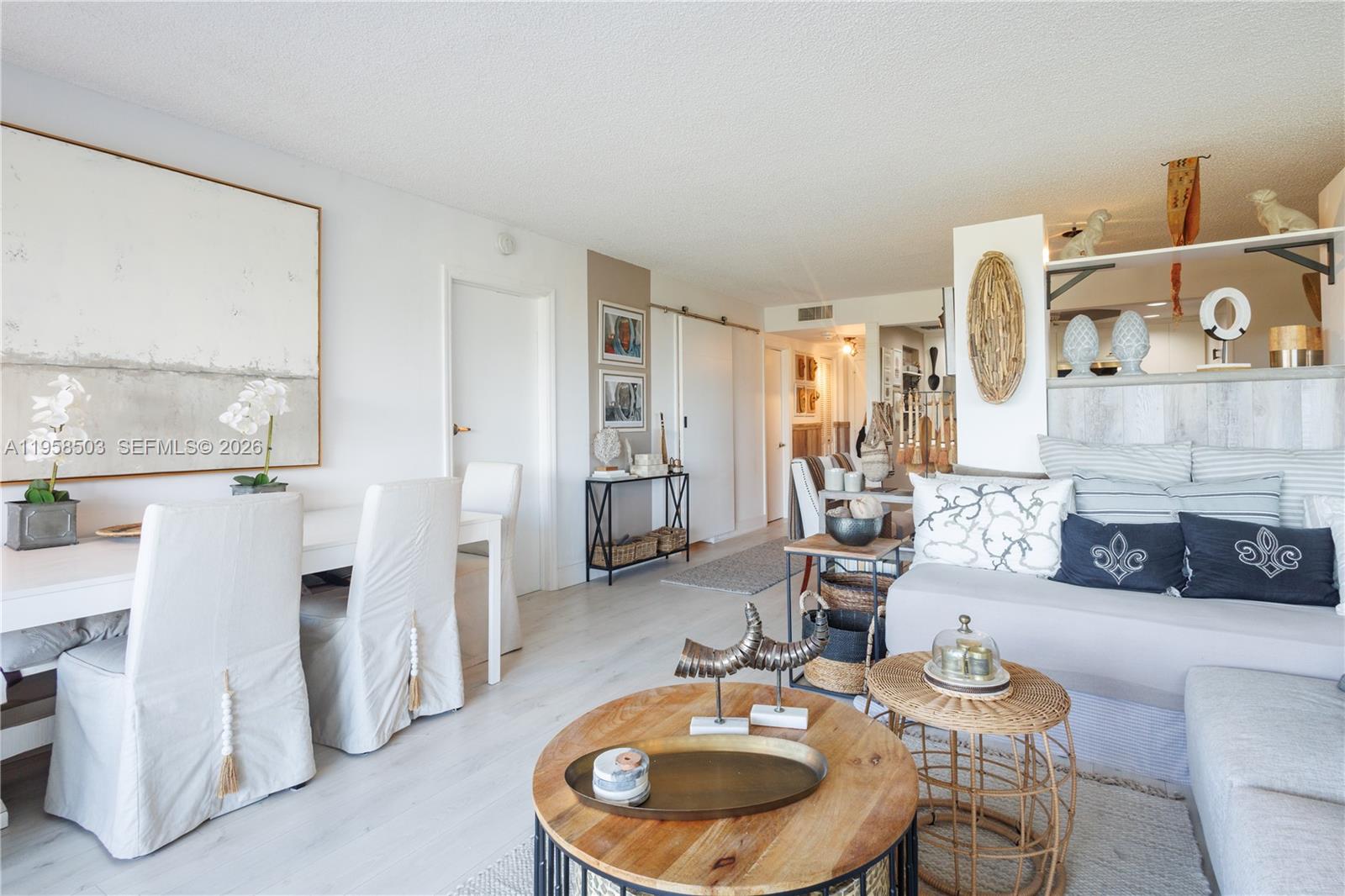 177 Ocean Lane Dr 302, Key Biscayne, FL, 33149/$870,000 2 177 Ocean Lane Dr 302